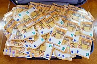 LA VALISE MAGIQUE EN DOLLARS, VALISE DE RICHESSE,VALISE MAGIQUE EN EURO,VALISE MAGIQUE MULTIPLICATRICE D'ARGENT